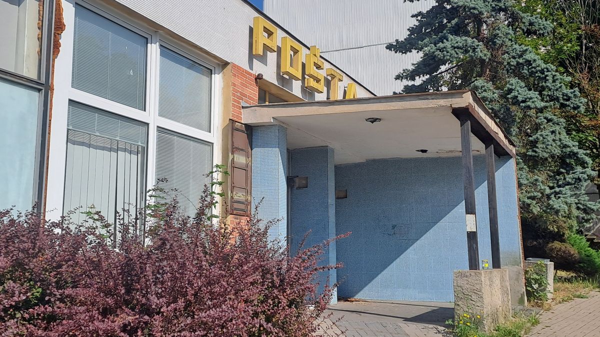 Z prázdných pošt budou armádní základny